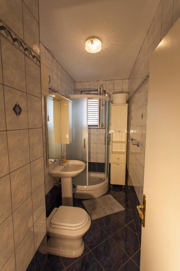 Apartman Budimir1 크레스 외부 사진